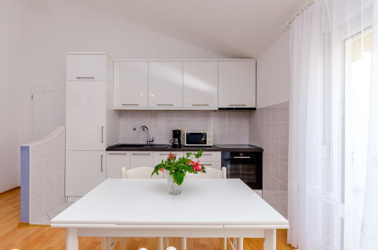 Apartments Maslina Трогир Экстерьер фото