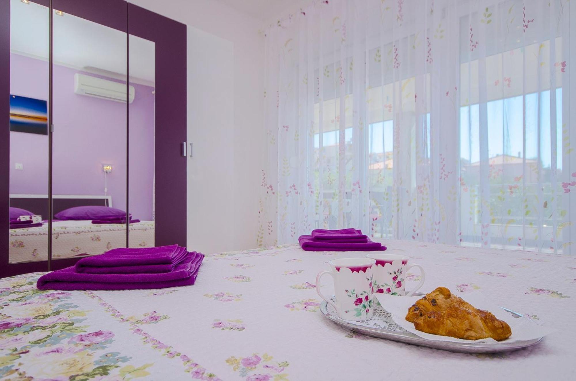 Apartments Maslina Трогир Экстерьер фото