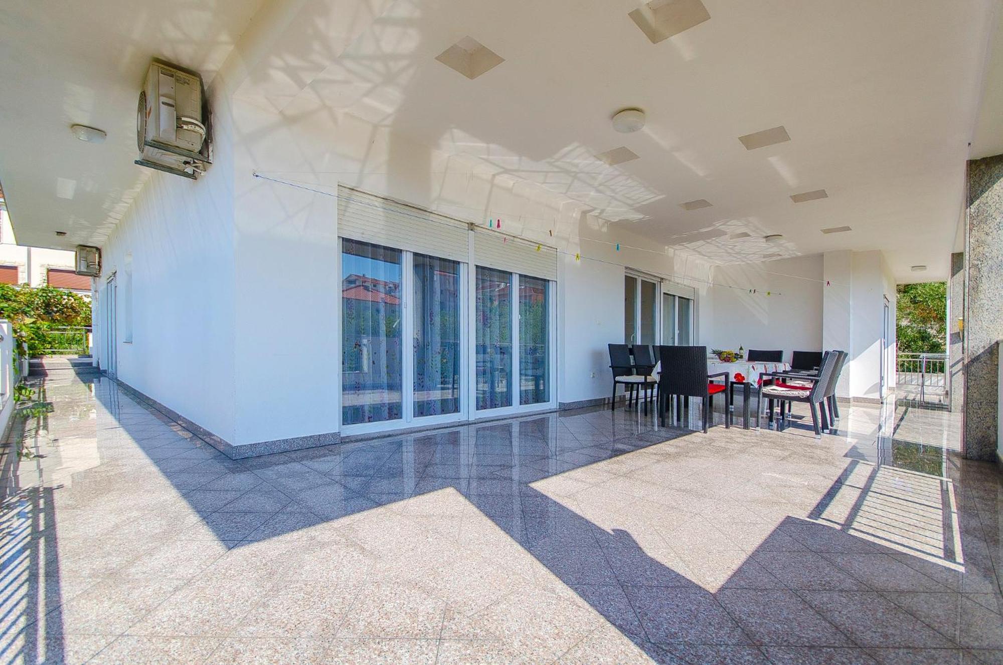 Apartments Maslina Трогир Экстерьер фото