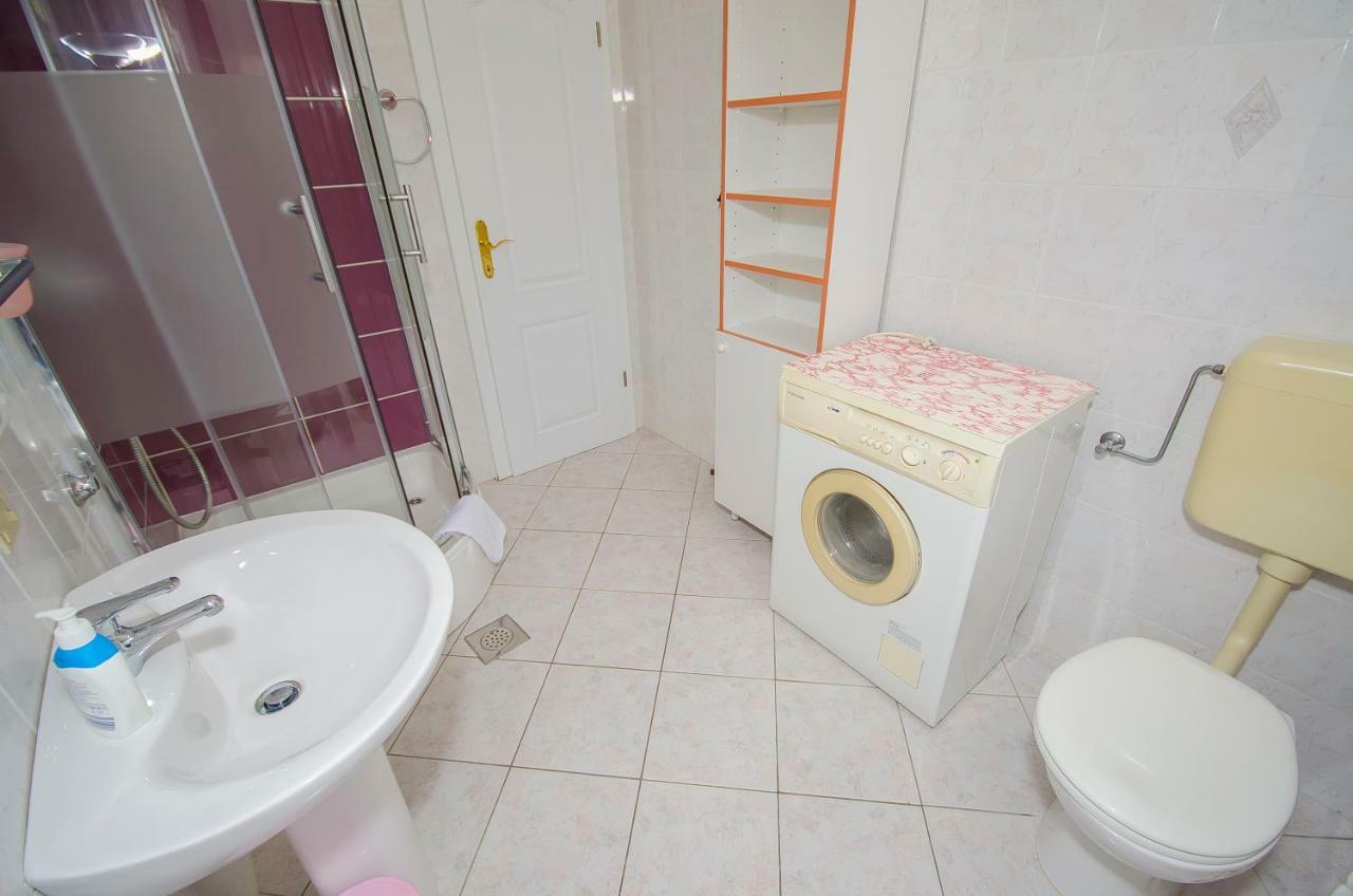 Apartments Maslina Трогир Экстерьер фото